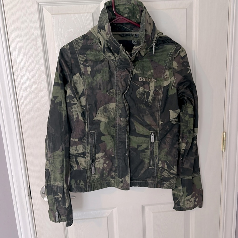 Bench jacket
